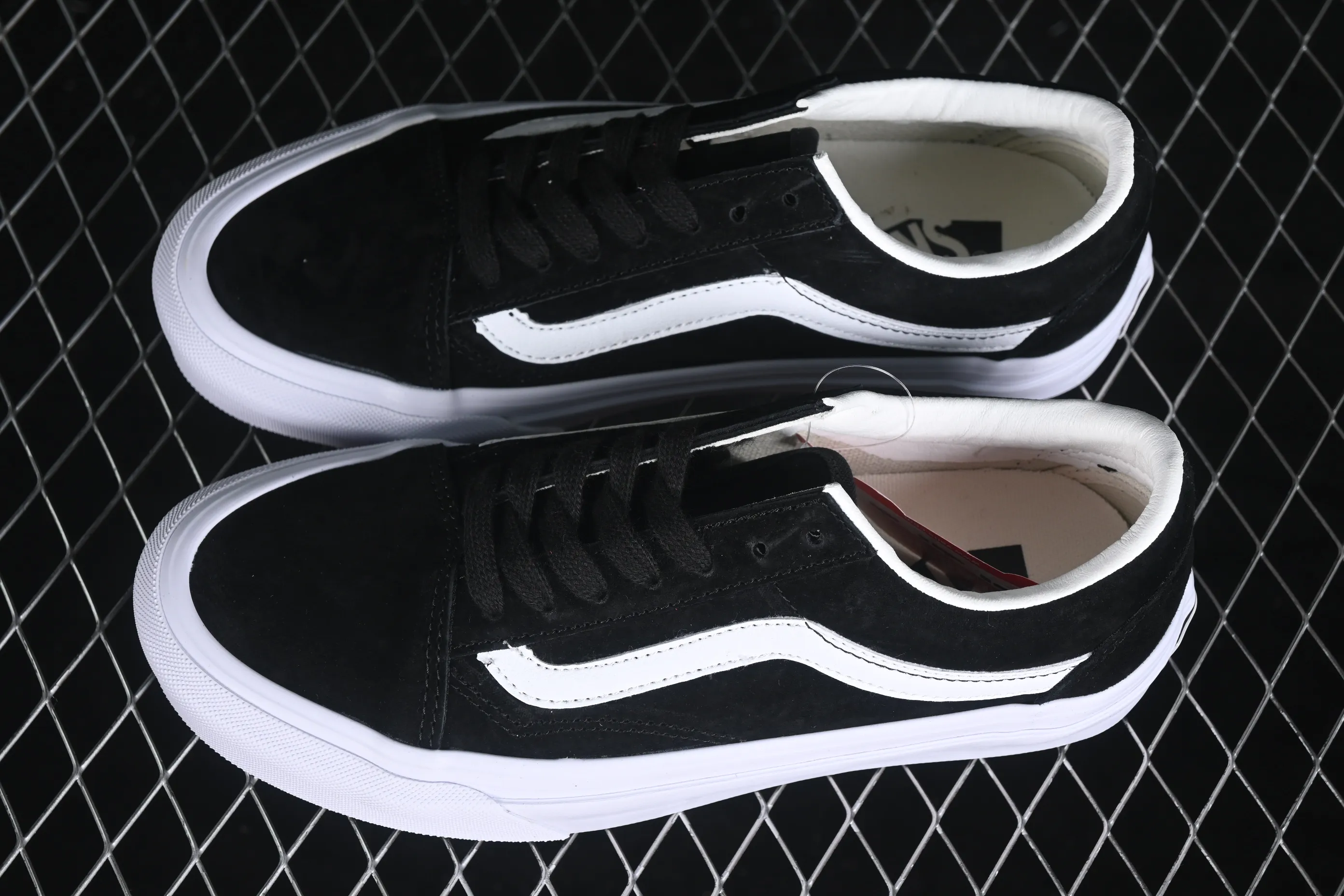 All categories Vans Vans series Vans Low Vans low top Vans Old Skool 36 Vans low-top casual skateboard shoes VN000CNGCIE1